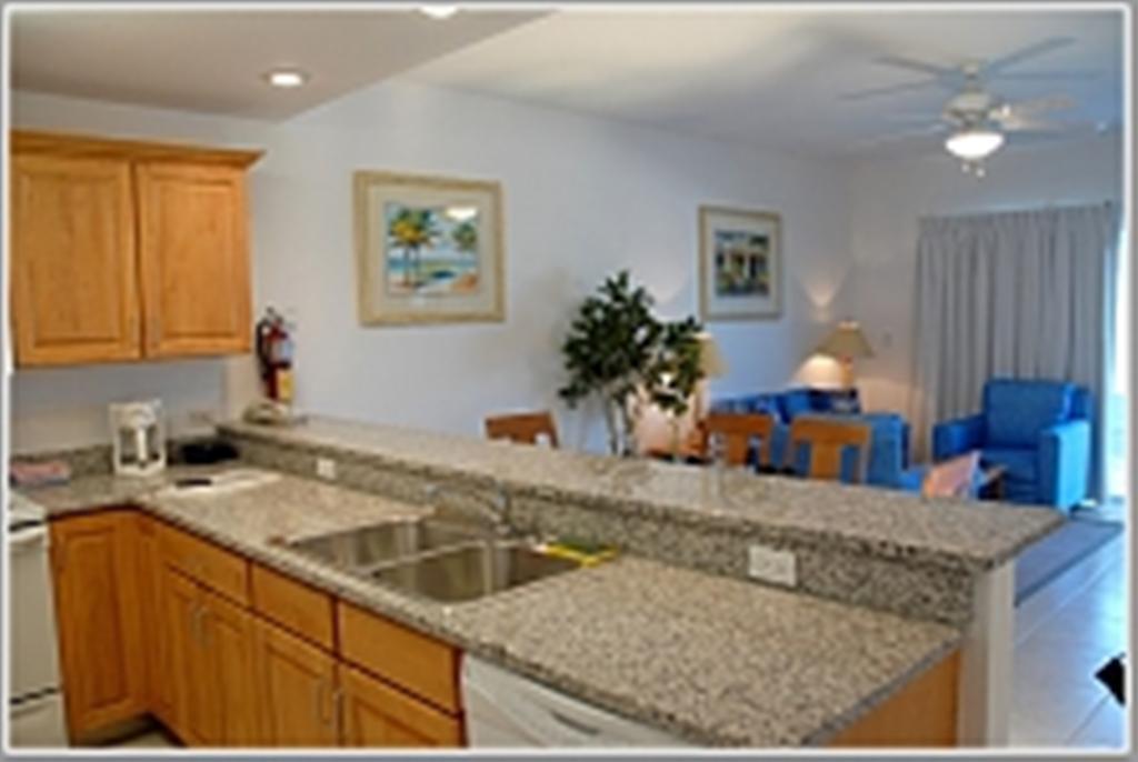 Castaways Cayman Beach Resort Grand Cayman Zimmer foto